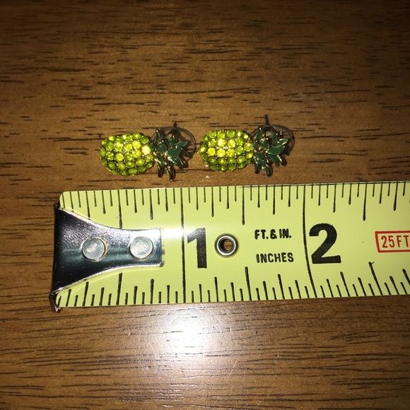 Pineapple Earrings - Picture 4 of 7
